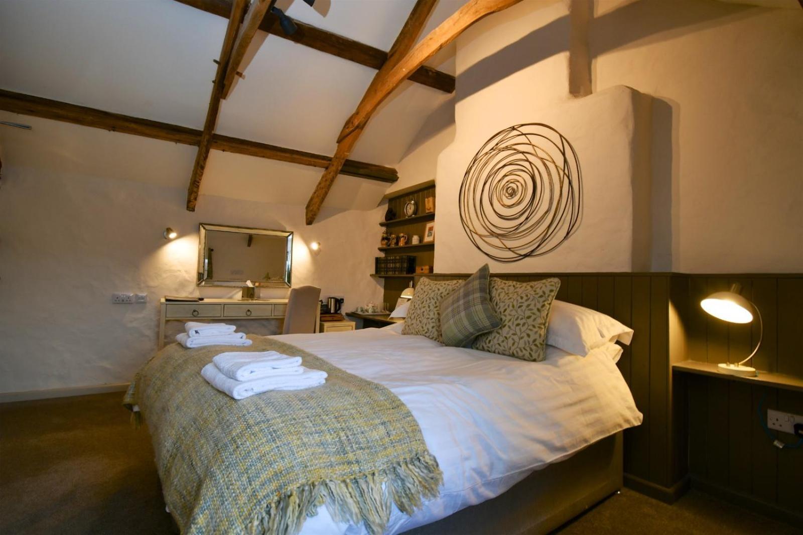 Carew Inn Extérieur photo